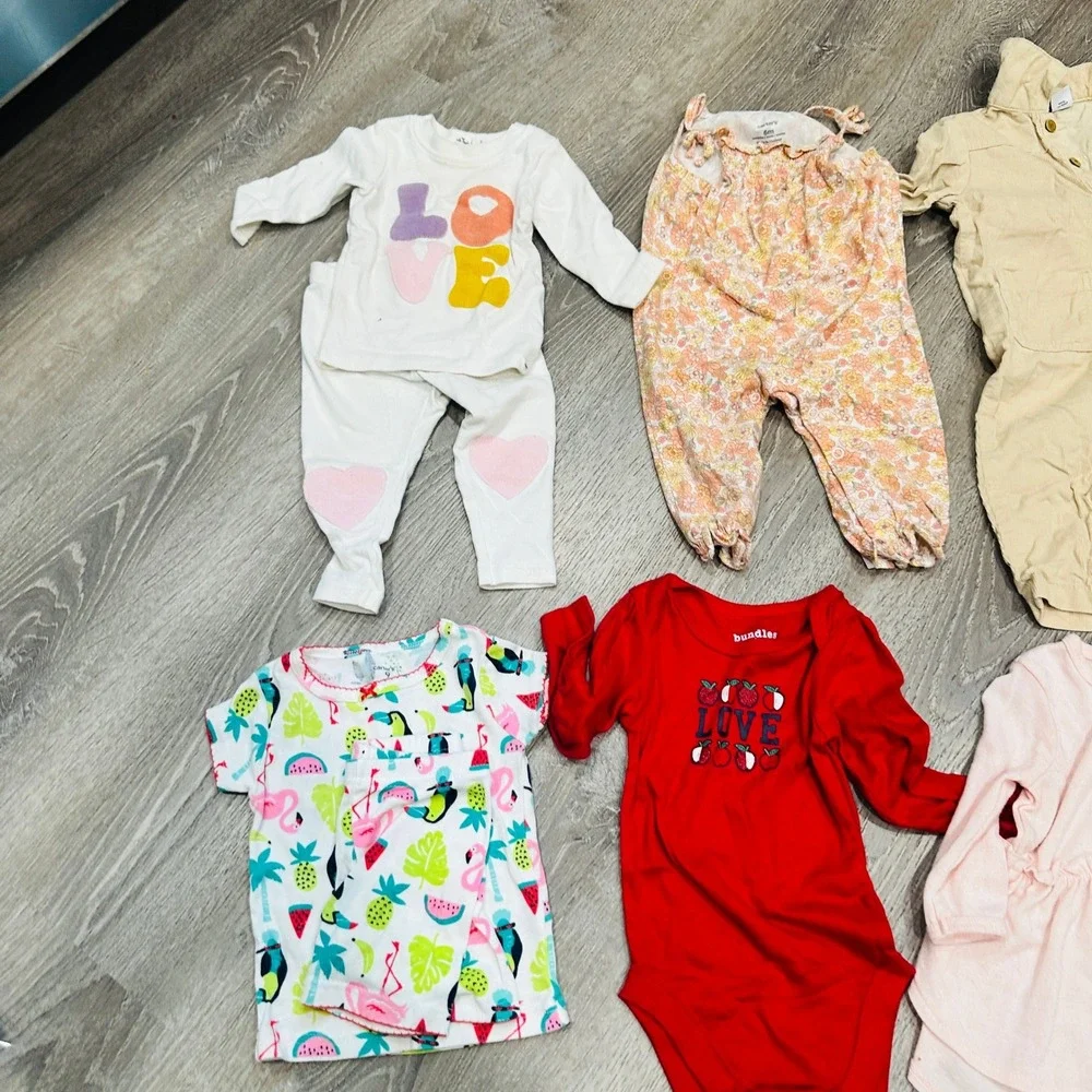 Carters Bundles Baby Girl Clothes Bundle 6-12M Floral Leopard Romper 8pc Lot